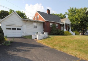 501 Burton Ave, Youngwood, 15697, ,Commercial-industrial-business,For Sale,Burton Ave,1666305