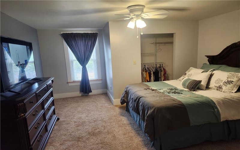 328 Eagle Street, 328 Eagle Street, 15666, 2 Bedrooms Bedrooms, ,1 BathroomBathrooms,Residential,For Sale,Eagle Street,1666576