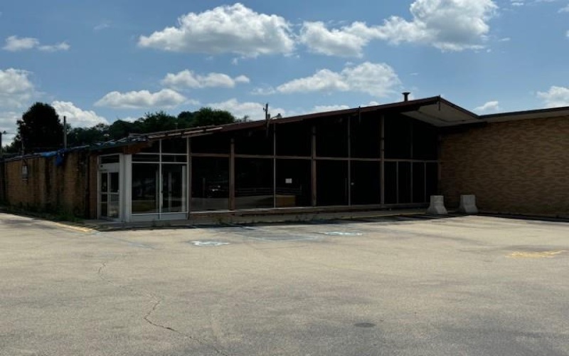 1 N Main St, Point Marion, 15474, ,Commercial-industrial-business,For Sale,N Main St,1666577