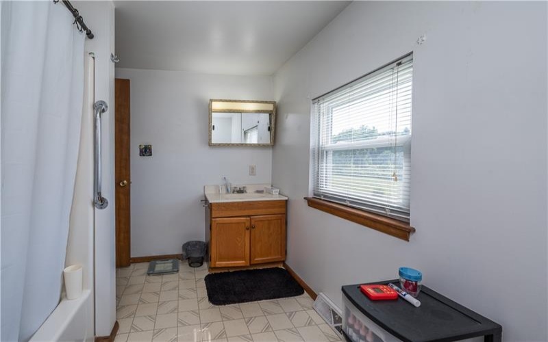 1515 Main Street, Burgettstown, 15021, ,Multi-unit,For Sale,Main Street,1666986