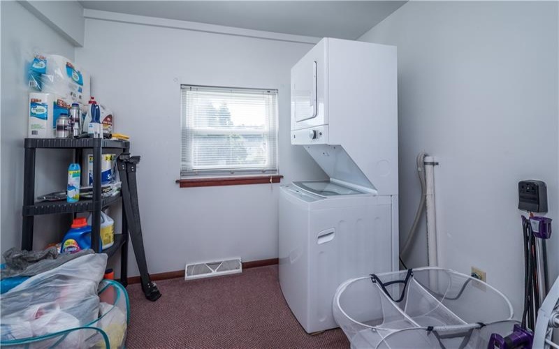 1515 Main Street, Burgettstown, 15021, ,Multi-unit,For Sale,Main Street,1666986