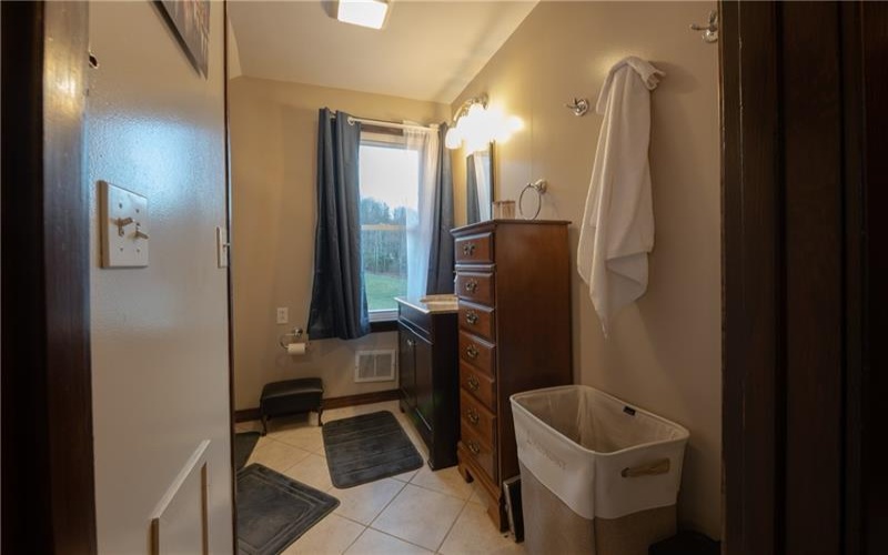 1119 Indian Creek Valley Rd, Indian Head, 15446, 4 Bedrooms Bedrooms, ,2.1 BathroomsBathrooms,Residential,For Sale,Indian Creek Valley Rd,1667082