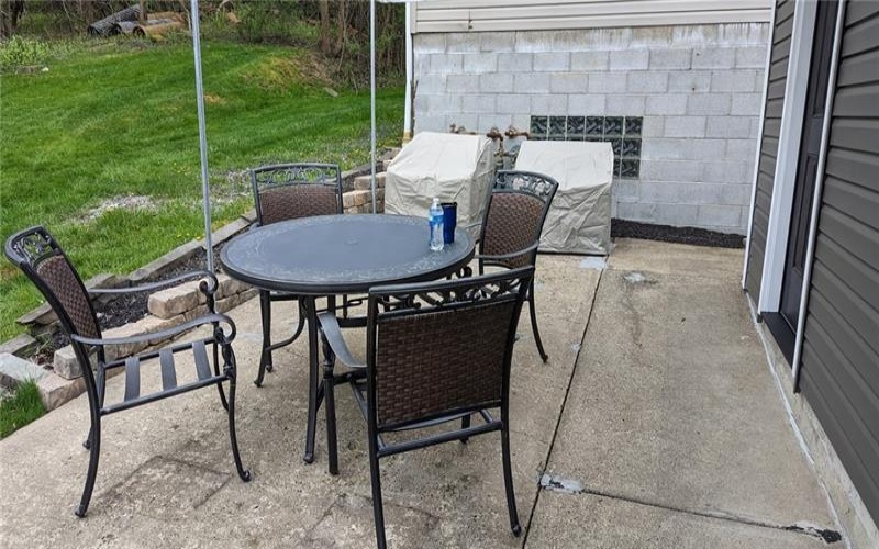 669 Tyrol Blvd, Monessen, 15062, 2 Bedrooms Bedrooms, ,2 BathroomsBathrooms,Residential,For Sale,Tyrol Blvd,1667356