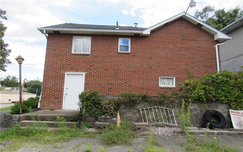 669 Tyrol Blvd, Monessen, 15062, 2 Bedrooms Bedrooms, ,2 BathroomsBathrooms,Residential,For Sale,Tyrol Blvd,1667356