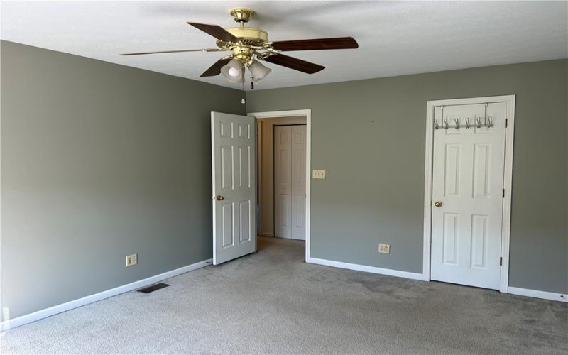 6422 Lindsey Ln, Export, 15632, 3 Bedrooms Bedrooms, ,2.2 BathroomsBathrooms,Lease,For Sale,Lindsey Ln,1667810