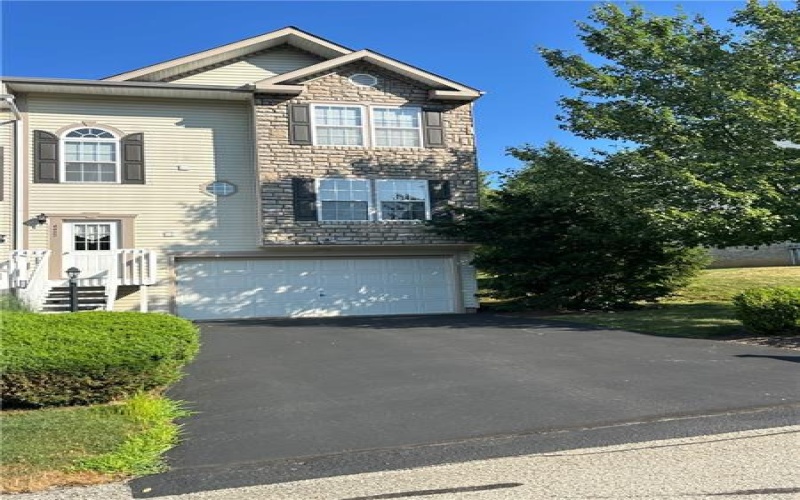 6422 Lindsey Ln, Export, 15632, 3 Bedrooms Bedrooms, ,2.2 BathroomsBathrooms,Lease,For Sale,Lindsey Ln,1667810