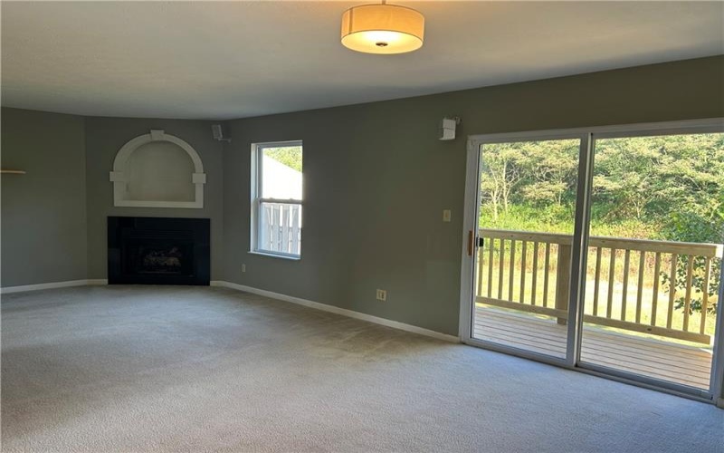 6422 Lindsey Ln, Export, 15632, 3 Bedrooms Bedrooms, ,2.2 BathroomsBathrooms,Lease,For Sale,Lindsey Ln,1667810