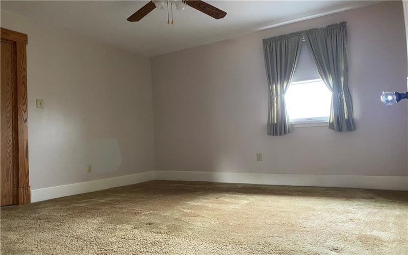 359 Pershing Dr., New Kensington, 15068, 3 Bedrooms Bedrooms, 10 Rooms Rooms,1.1 BathroomsBathrooms,Residential,For Sale,Pershing Dr.,1667944