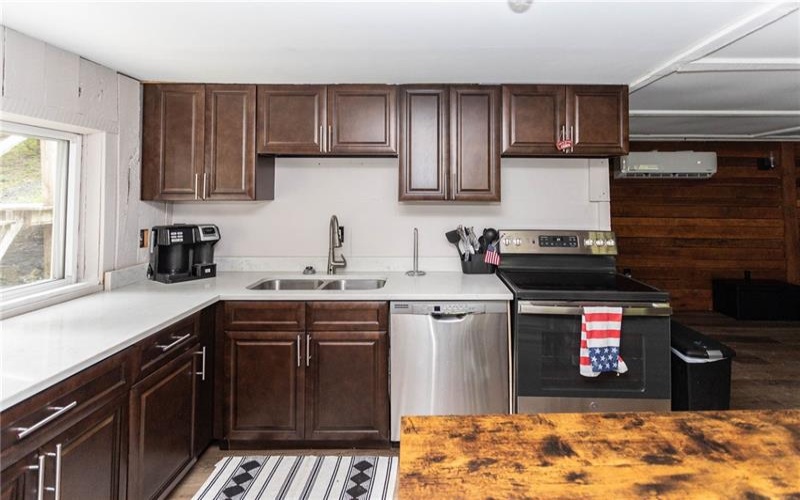 390 Tub Run Rd, Confluence, 15424, 2 Bedrooms Bedrooms, ,1 BathroomBathrooms,Residential,For Sale,Tub Run Rd,1668109