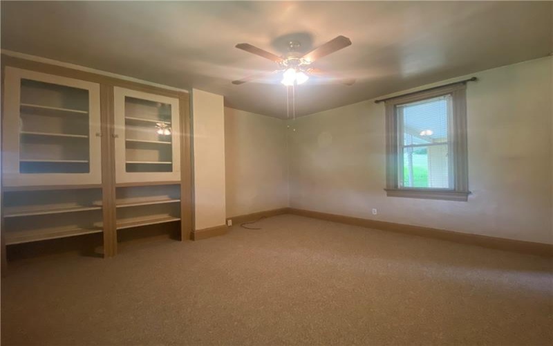 124 16th St, Connellsville, 15425, 3 Bedrooms Bedrooms, 6 Rooms Rooms,1.1 BathroomsBathrooms,Residential,For Sale,16th St,1668239