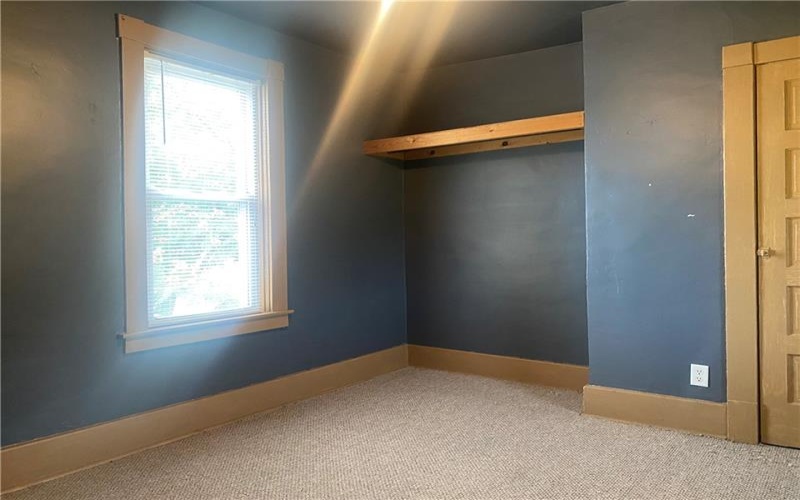 124 16th St, Connellsville, 15425, 3 Bedrooms Bedrooms, 6 Rooms Rooms,1.1 BathroomsBathrooms,Residential,For Sale,16th St,1668239
