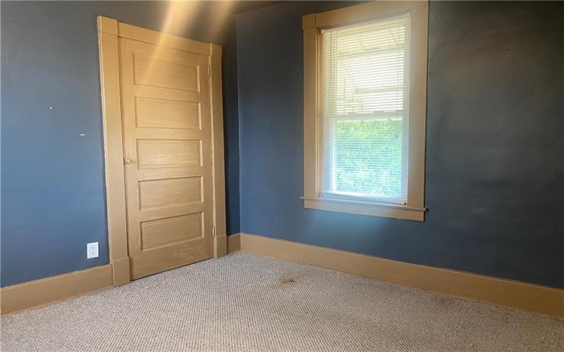 124 16th St, Connellsville, 15425, 3 Bedrooms Bedrooms, 6 Rooms Rooms,1.1 BathroomsBathrooms,Residential,For Sale,16th St,1668239