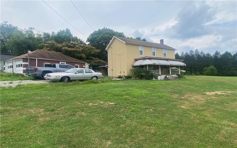 124 16th St, Connellsville, 15425, 3 Bedrooms Bedrooms, 6 Rooms Rooms,1.1 BathroomsBathrooms,Residential,For Sale,16th St,1668239