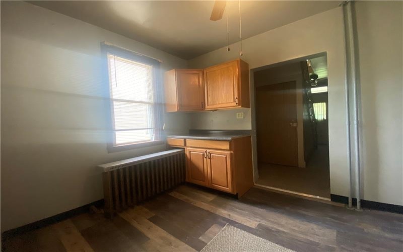 124 16th St, Connellsville, 15425, 3 Bedrooms Bedrooms, 6 Rooms Rooms,1.1 BathroomsBathrooms,Residential,For Sale,16th St,1668239