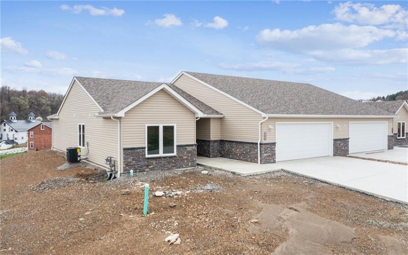 1632 Lois Road, Latrobe, 15650, 3 Bedrooms Bedrooms, 7 Rooms Rooms,2 BathroomsBathrooms,Residential,For Sale,Lois Road,1668247