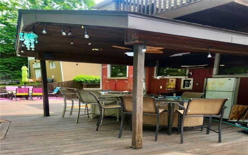 201 Esther Ave, New Kensington, 15068, 3 Bedrooms Bedrooms, 9 Rooms Rooms,3 BathroomsBathrooms,Residential,For Sale,Esther Ave,1669153