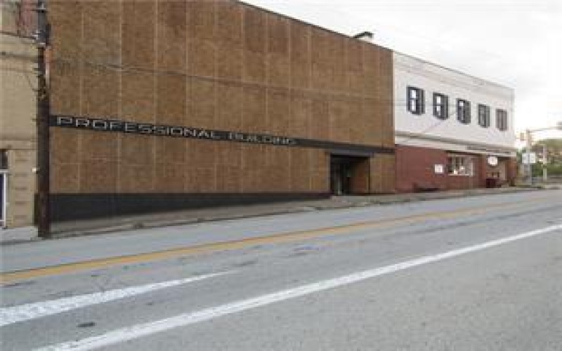 102 Arch Dtreet, Connellsville, 15425, ,Commercial-industrial-business,For Sale,Arch Dtreet,1669389