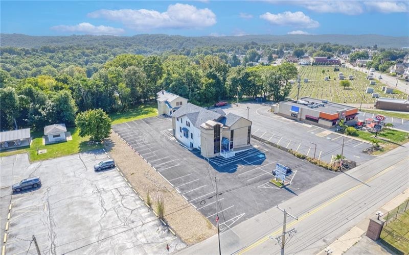 2120 Freeport Rd, New Kensington, 15068, ,Commercial-industrial-business,For Sale,Freeport Rd,1669057