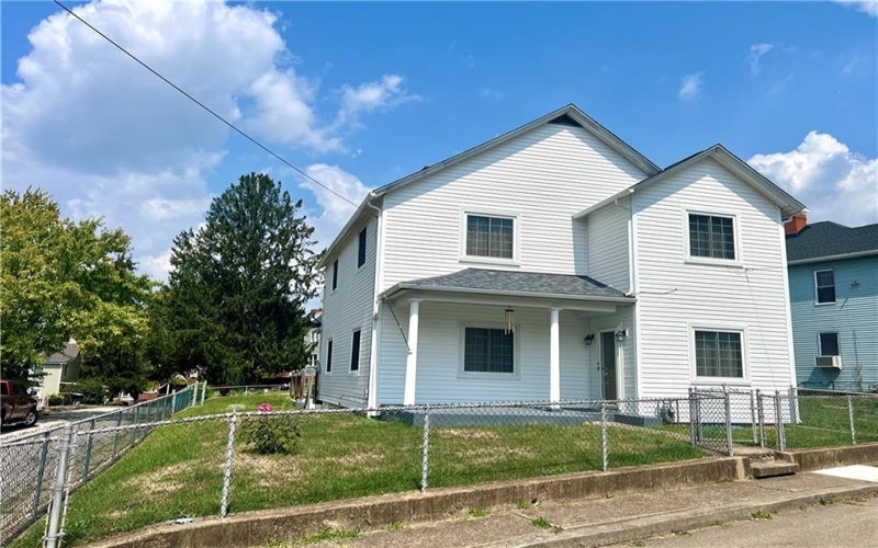 201 MIDDLE STREET, Fayette City, 15438, 4 Bedrooms Bedrooms, 9 Rooms Rooms,1.1 BathroomsBathrooms,Residential,For Sale,MIDDLE STREET,1669731