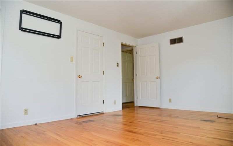 410 Crestridge Dr, Greensburg, 15601, 4 Bedrooms Bedrooms, 9 Rooms Rooms,3 BathroomsBathrooms,Residential,For Sale,Crestridge Dr,1669875