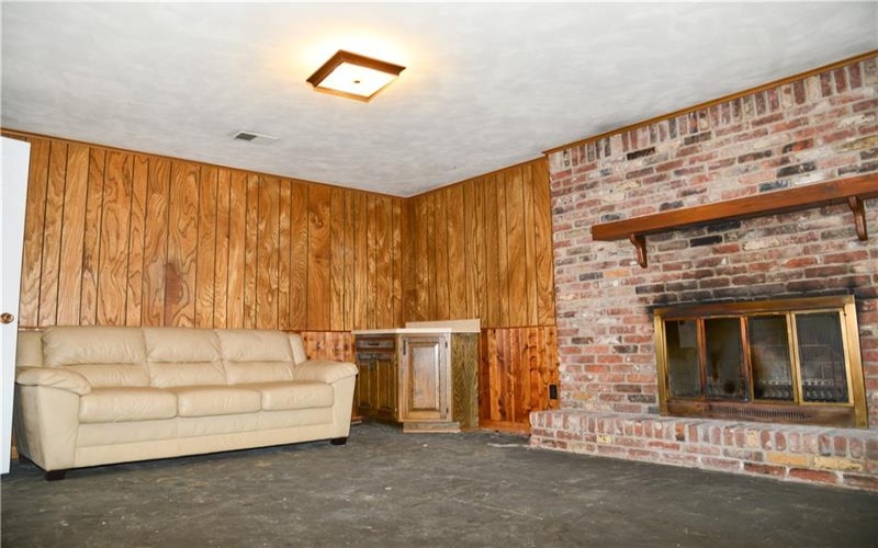 410 Crestridge Dr, Greensburg, 15601, 4 Bedrooms Bedrooms, 9 Rooms Rooms,3 BathroomsBathrooms,Residential,For Sale,Crestridge Dr,1669875