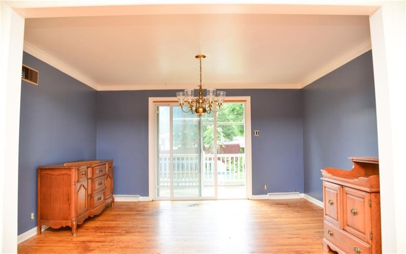 410 Crestridge Dr, Greensburg, 15601, 4 Bedrooms Bedrooms, 9 Rooms Rooms,3 BathroomsBathrooms,Residential,For Sale,Crestridge Dr,1669875
