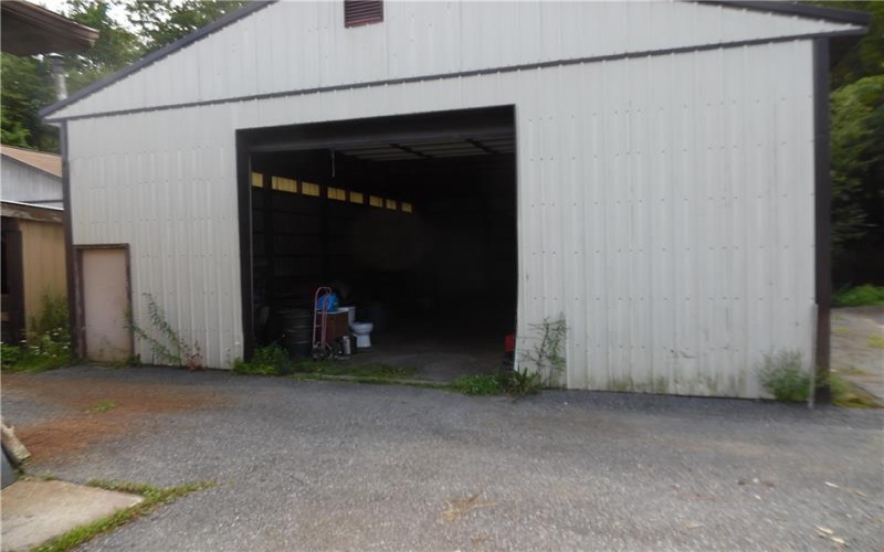 1239 Glades Pike, Somerset, 15501, ,Commercial-industrial-business,For Sale,Glades Pike,1669895