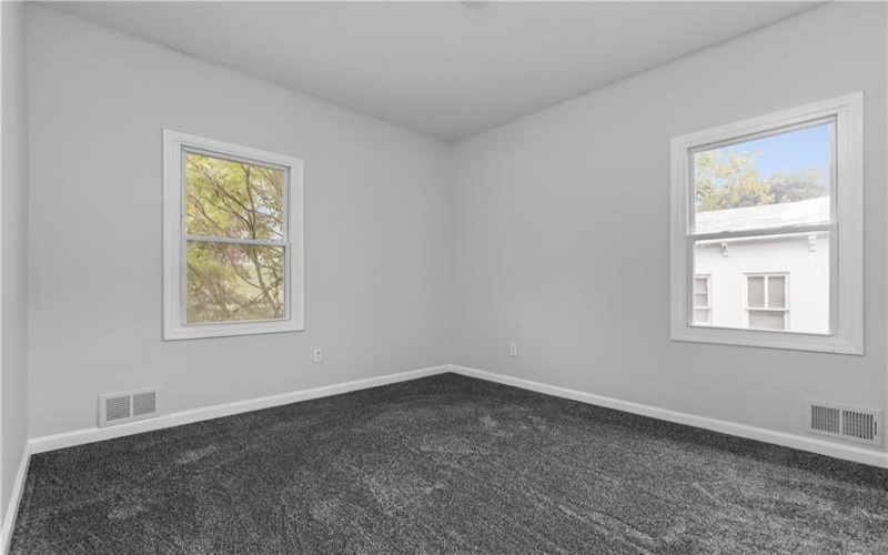602 Division St, Jeannette, 15644, ,Multi-unit,For Sale,Division St,1670590