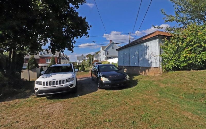 712 Spring St, Latrobe, 15650, ,Multi-unit,For Sale,Spring St,1670683