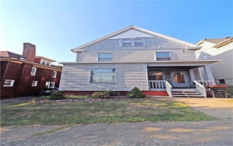 712 Spring St, Latrobe, 15650, ,Multi-unit,For Sale,Spring St,1670683