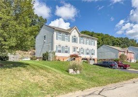 843 Hawk Valley Dr, Leechburg, 15656, 4 Bedrooms Bedrooms, ,2.1 BathroomsBathrooms,Residential,For Sale,Hawk Valley Dr,1671002