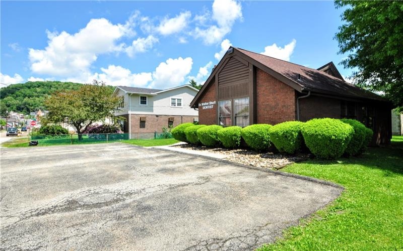 303 6th Street, West Newton, 15089, 4 Bedrooms Bedrooms, ,2 BathroomsBathrooms,Residential,For Sale,6th Street,1672019