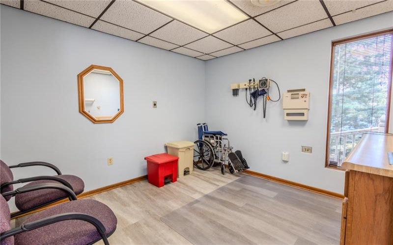 310 Mulberry St, Scottdale, 15683, ,Commercial-industrial-business,For Sale,Mulberry St,1671800