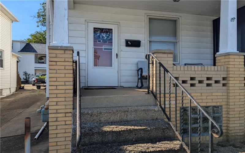 32-34 Lawton Ave, Uniontown, 15401, ,Multi-unit,For Sale,Lawton Ave,1672718