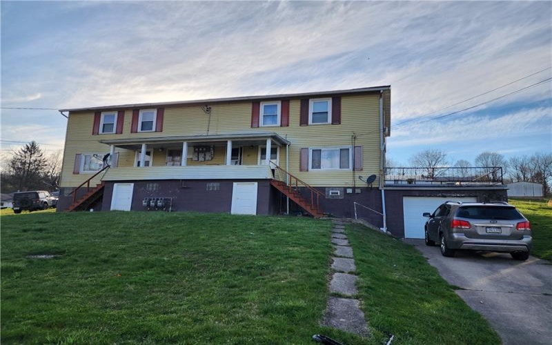 10 Peterson St, Avella, 15312, ,Multi-unit,For Sale,Peterson St,1673325
