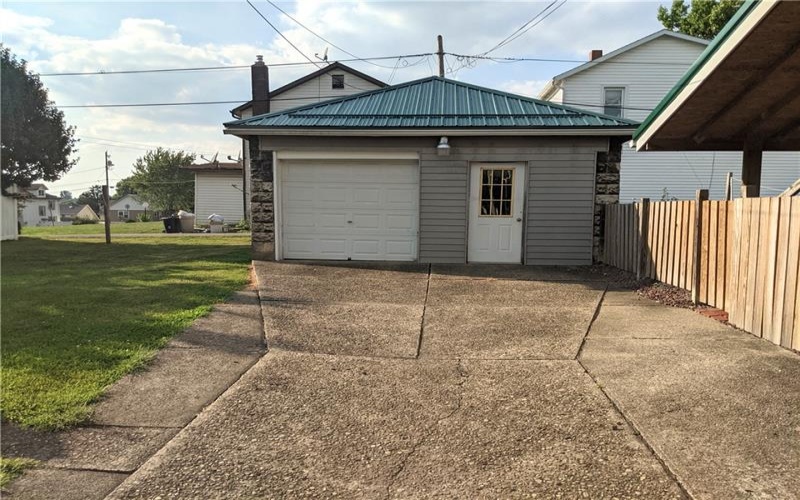 312-314 Hickory Street, Scottdale, 15683, 3 Bedrooms Bedrooms, ,1.1 BathroomsBathrooms,Residential,For Sale,Hickory Street,1673389