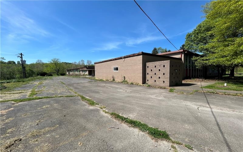 192 Filbert Orient Road, New Salem, 15468, ,Multi-unit,For Sale,Filbert Orient Road,1652550