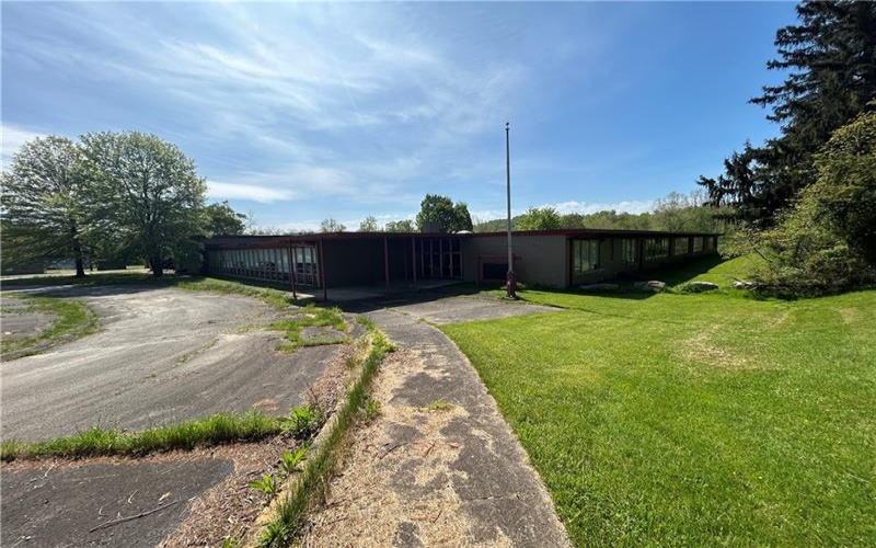 192 Filbert Orient Road, New Salem, 15468, ,Multi-unit,For Sale,Filbert Orient Road,1652550
