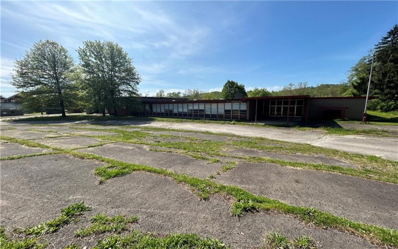 192 Filbert Orient Road, New Salem, 15468, ,Multi-unit,For Sale,Filbert Orient Road,1652550