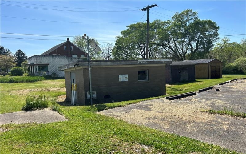 192 Filbert Orient Road, New Salem, 15468, ,Multi-unit,For Sale,Filbert Orient Road,1652550