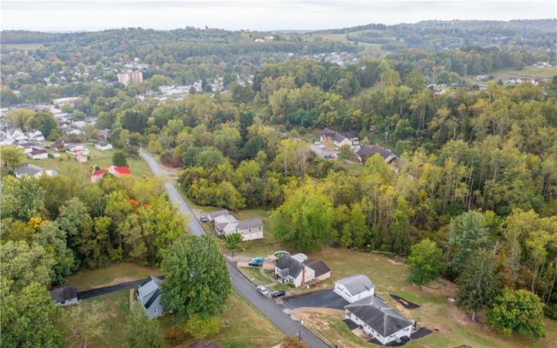 265 Johnston Rd, Bentleyville, 15314, 5 Bedrooms Bedrooms, 8 Rooms Rooms,2 BathroomsBathrooms,Residential,For Sale,Johnston Rd,1673666