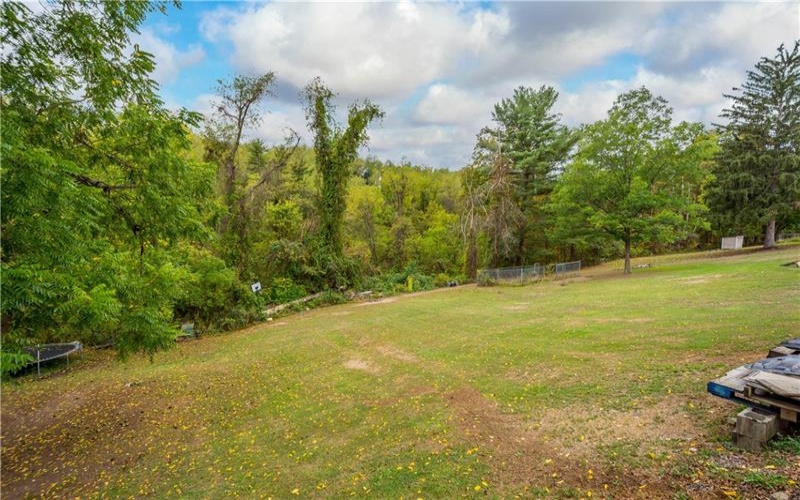 265 Johnston Rd, Bentleyville, 15314, 5 Bedrooms Bedrooms, 8 Rooms Rooms,2 BathroomsBathrooms,Residential,For Sale,Johnston Rd,1673666