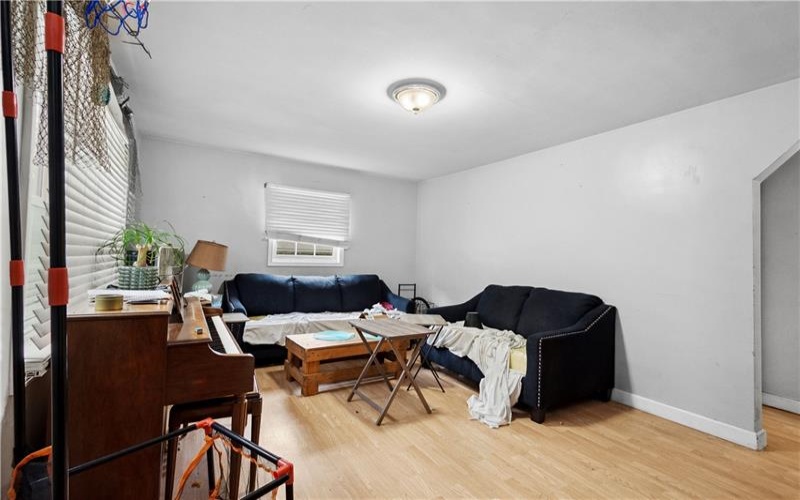 265 Johnston Rd, Bentleyville, 15314, 5 Bedrooms Bedrooms, 8 Rooms Rooms,2 BathroomsBathrooms,Residential,For Sale,Johnston Rd,1673666