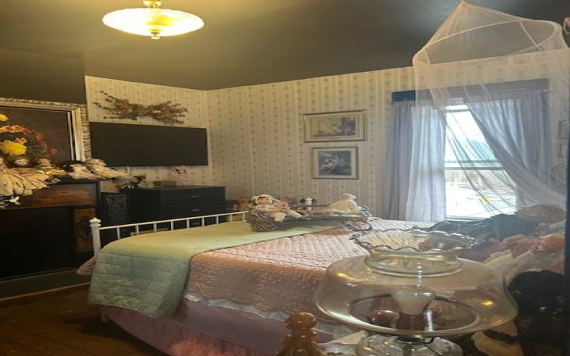 28 Railroad St, Manor, 15665, 3 Bedrooms Bedrooms, 6 Rooms Rooms,1 BathroomBathrooms,Residential,For Sale,Railroad St,1655316