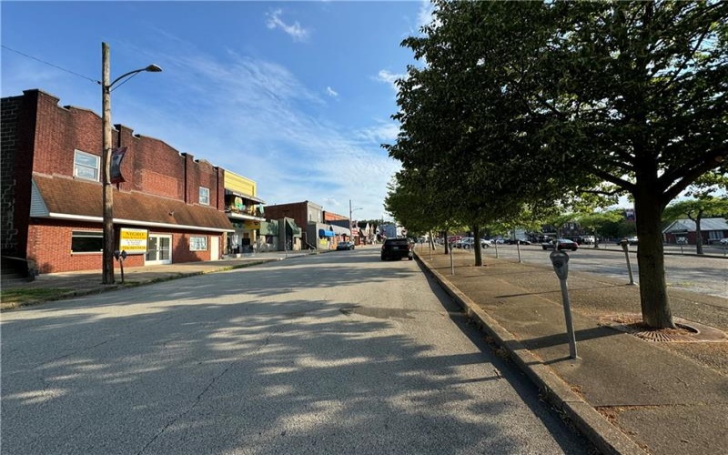 127 & 129 Columbia Avenue, Vandergrift, 15690, ,Multi-unit,For Sale,Columbia Avenue,1661828