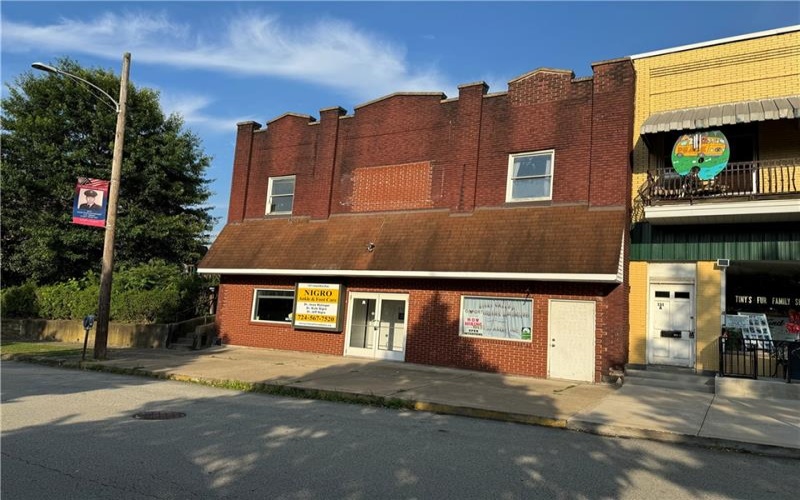 127 & 129 Columbia Avenue, Vandergrift, 15690, ,Multi-unit,For Sale,Columbia Avenue,1661828