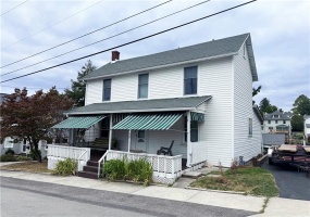 226 Loyalhanna St, Ligonier, 15658, 4 Bedrooms Bedrooms, 9 Rooms Rooms,2 BathroomsBathrooms,Residential,For Sale,Loyalhanna St,1673798