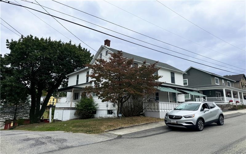 226 Loyalhanna St, Ligonier, 15658, 4 Bedrooms Bedrooms, 9 Rooms Rooms,2 BathroomsBathrooms,Residential,For Sale,Loyalhanna St,1673798