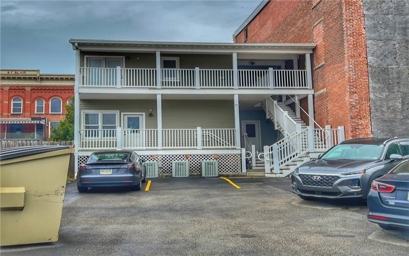 136 High St, Waynesburg, 15370, ,Commercial-industrial-business,For Sale,High St,1674153