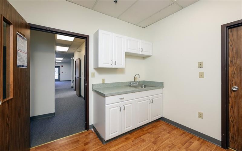 8800 Barnes Lake Road, North Huntingdon, 15642, ,Commercial-industrial-business,For Sale,Barnes Lake Road,1674591